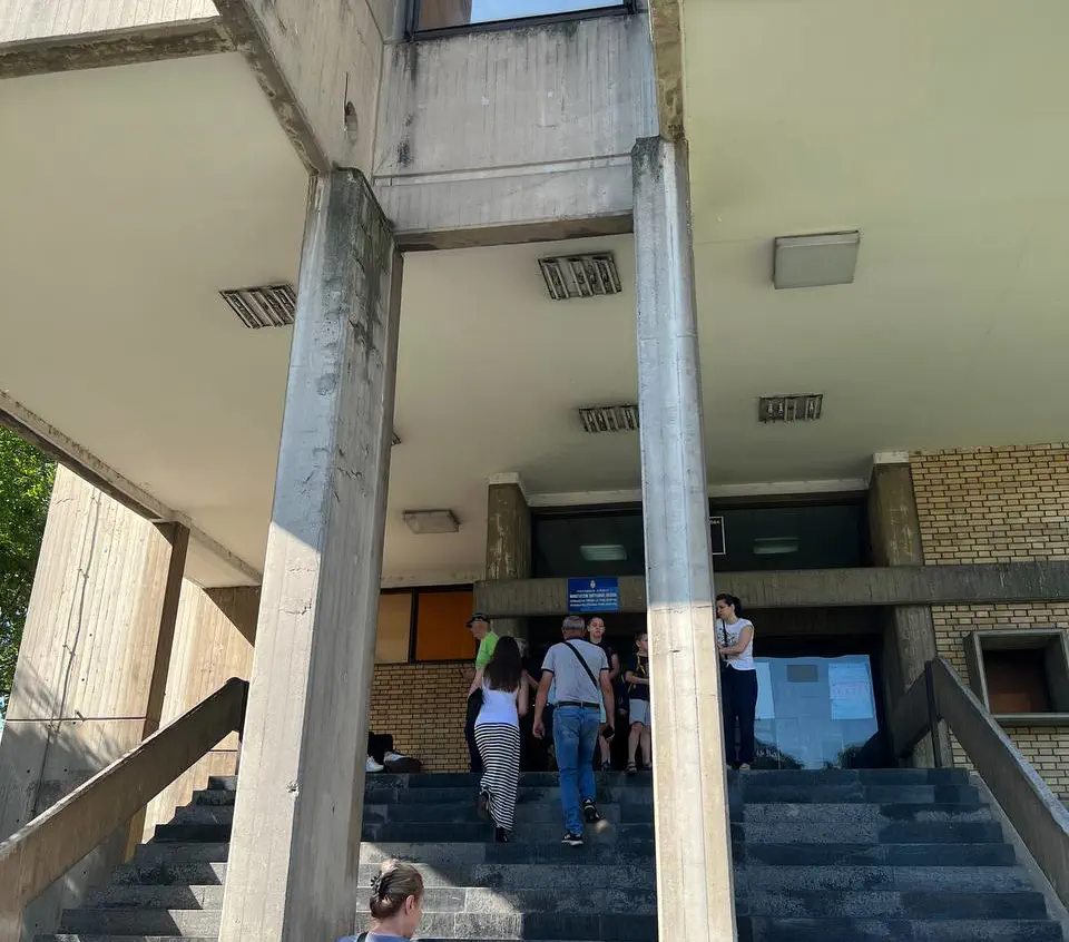 Как выглядит вход в живую в ГАИ (SUP)